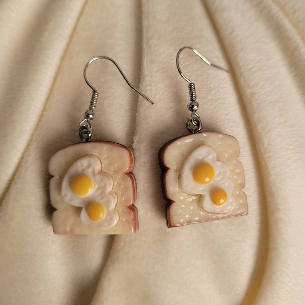 Egg Toast Earrings